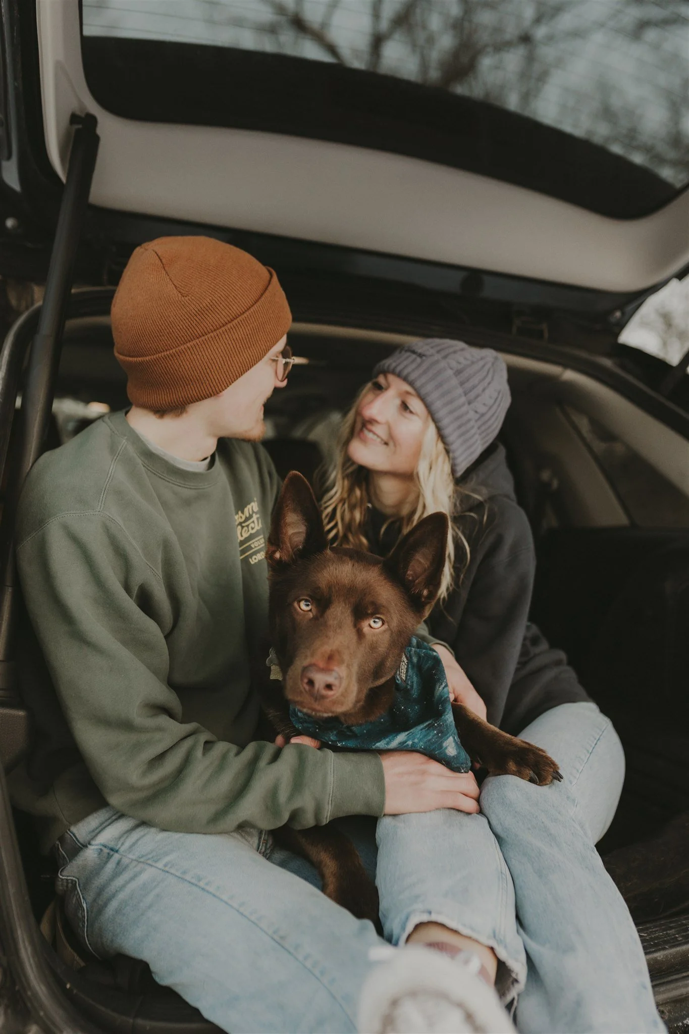 Snowy Engagement Sneak Peeks-9.jpg