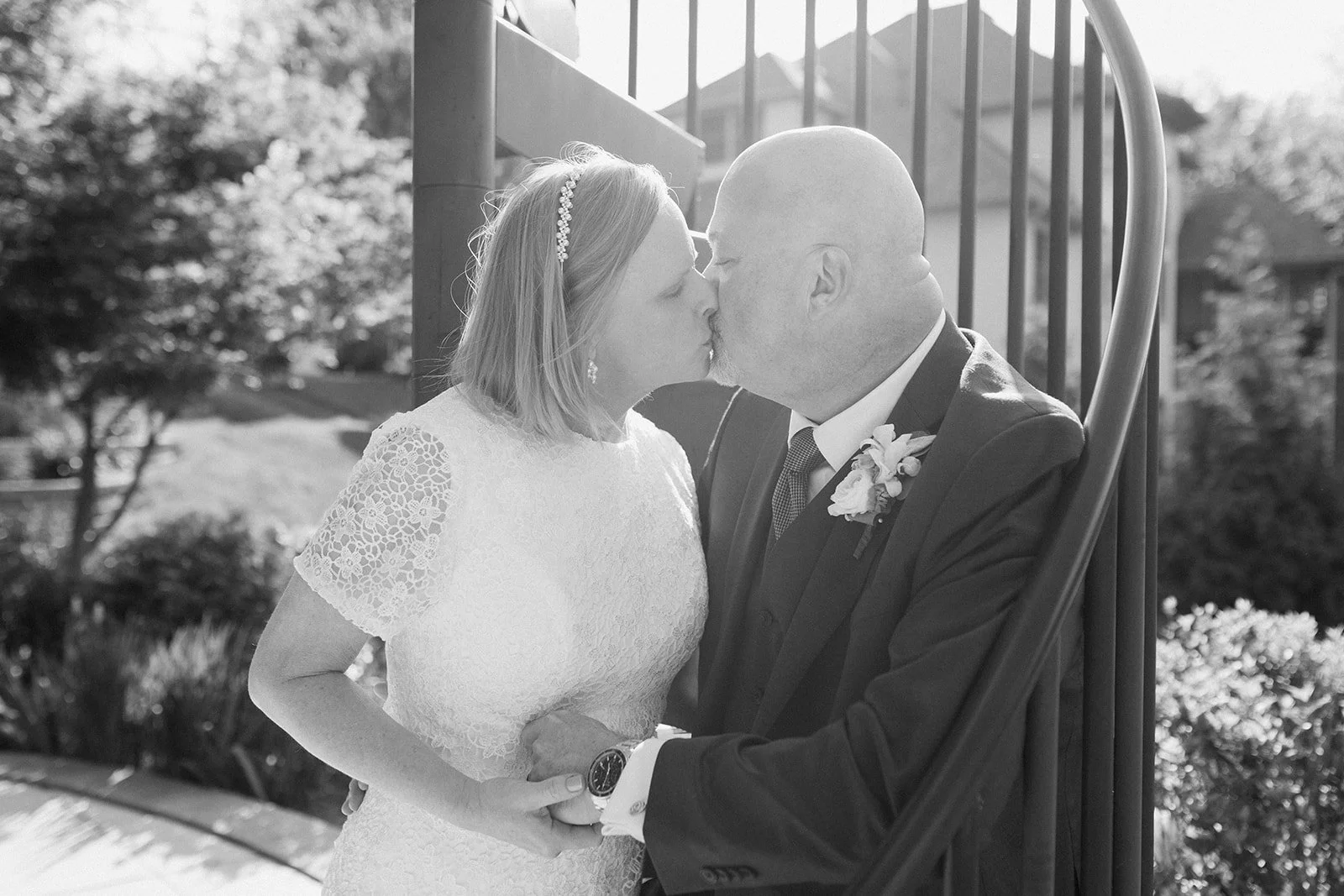 Intimate Wedding Columbia MO-122.jpg