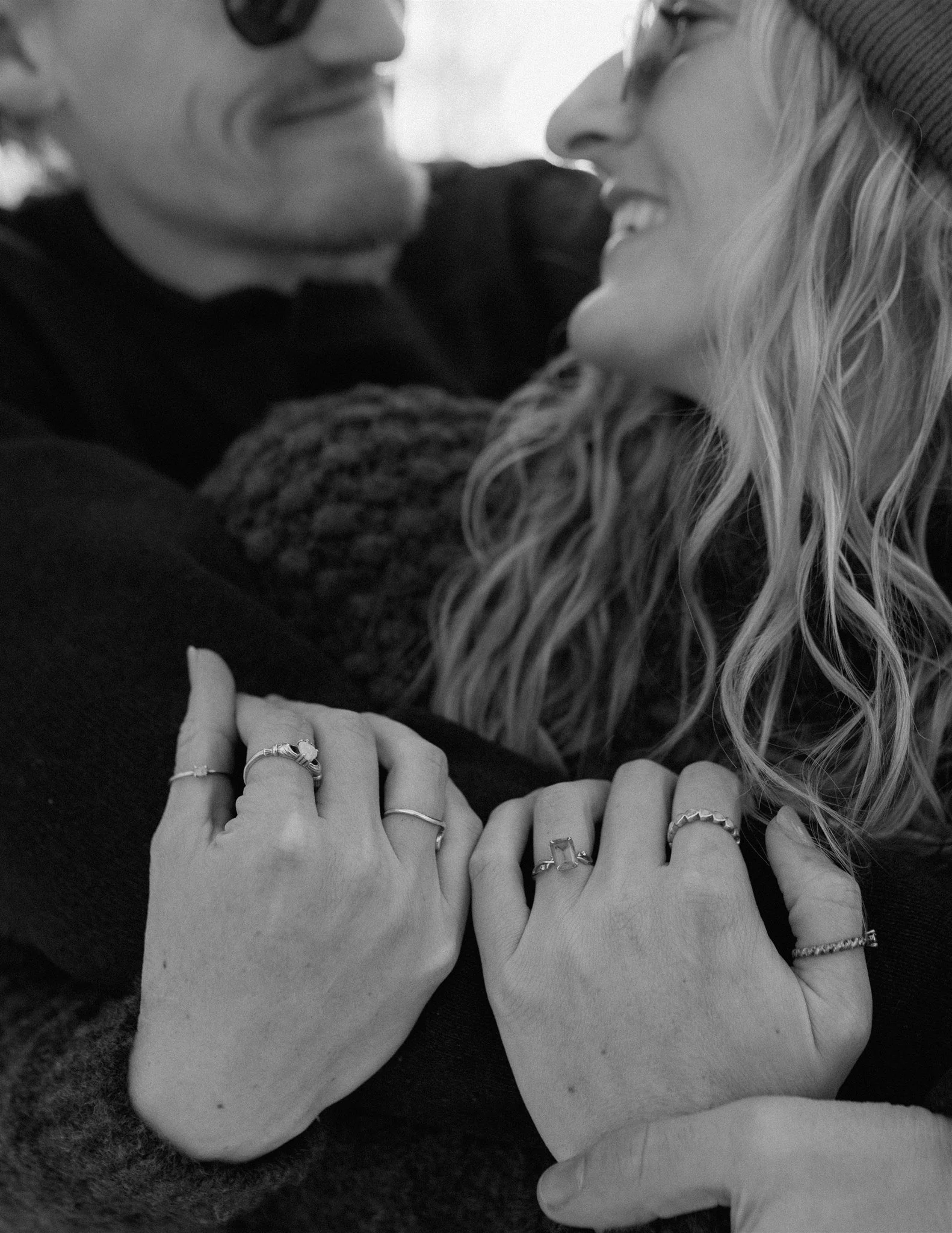 Snowy Engagement Sneak Peeks-3.jpg