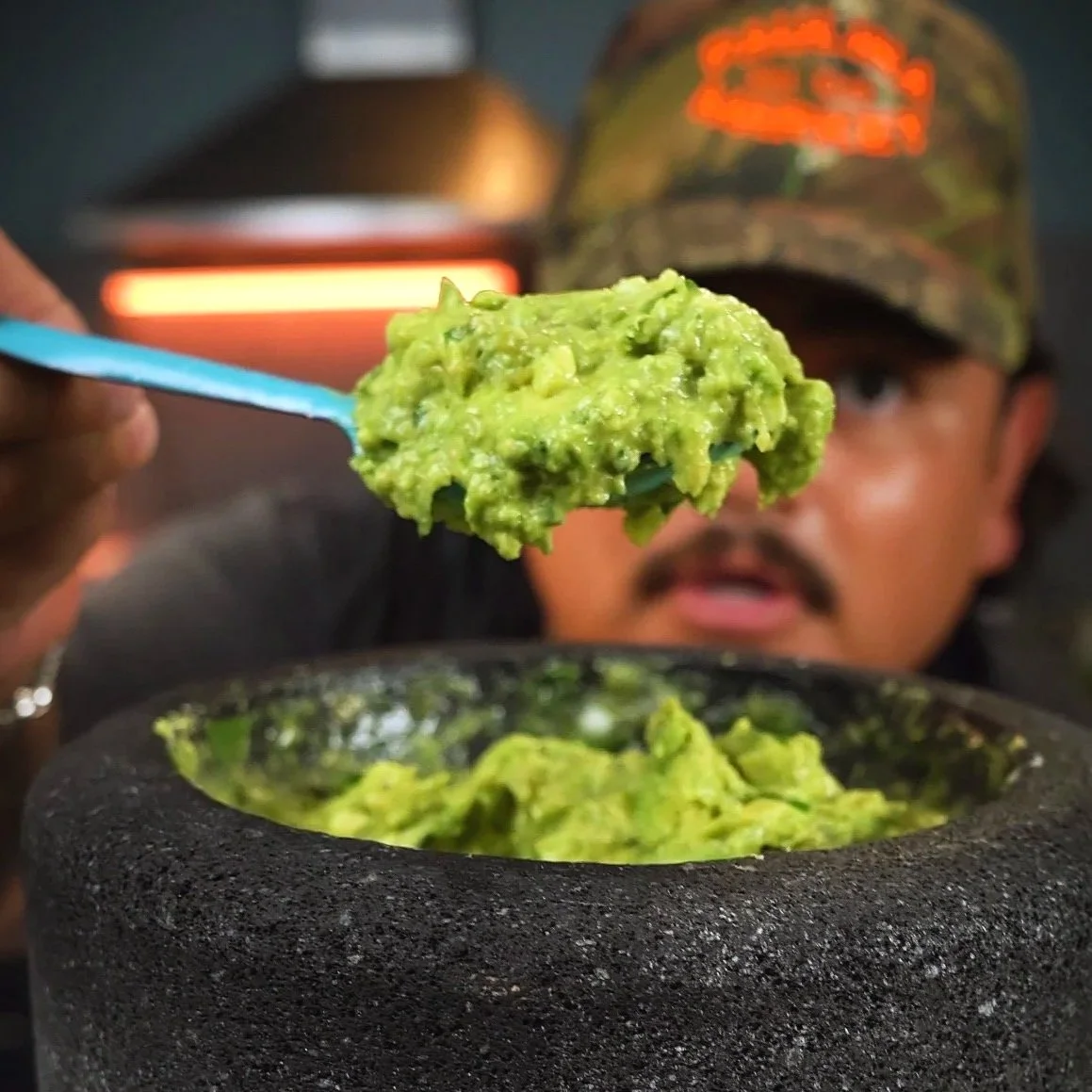GUACAMOLE CON HOJA DE AGUACATE – Earthy, Bright + Unexpected