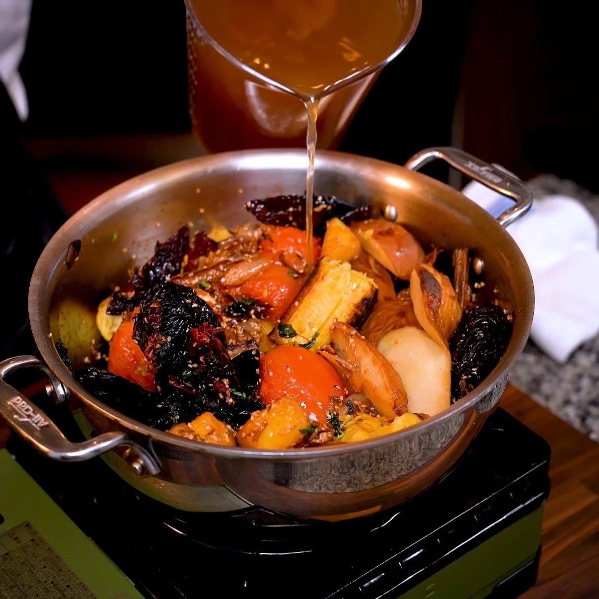 MOLE MANCHAMANTELES CON PAVO – Fruity, Deep, Holiday Comfort on a Plate