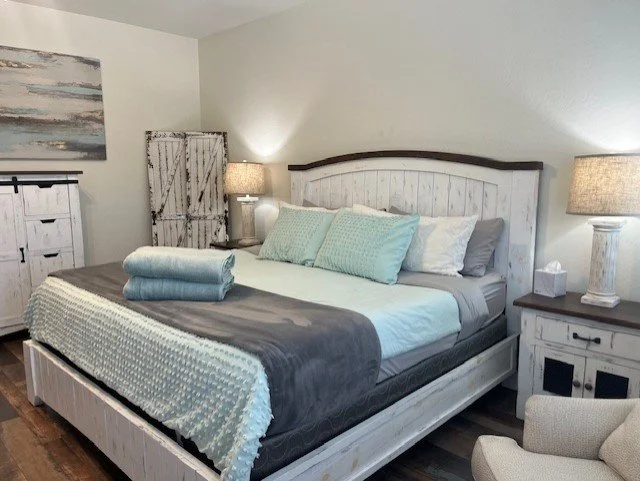 PM king bed.jpg