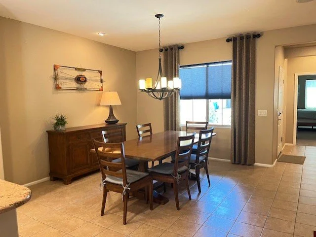 dining room.jpg