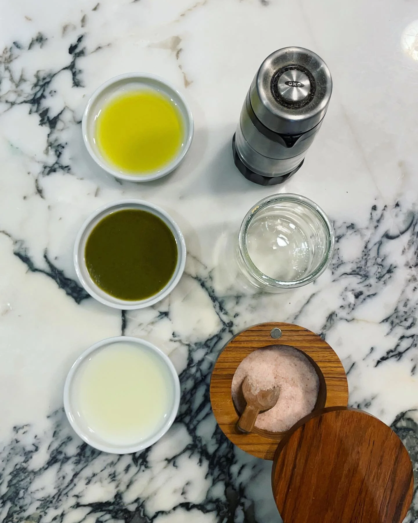 here&rsquo;s what u need to make our &ldquo;vacation&rdquo; salad dressing. so tangy and refreshing u might find urself transported to one of the following settings 👉🏽

ingredients: Loma, olive oil, lemon juice, salt + pepper 

p.s. empty @la_fermi