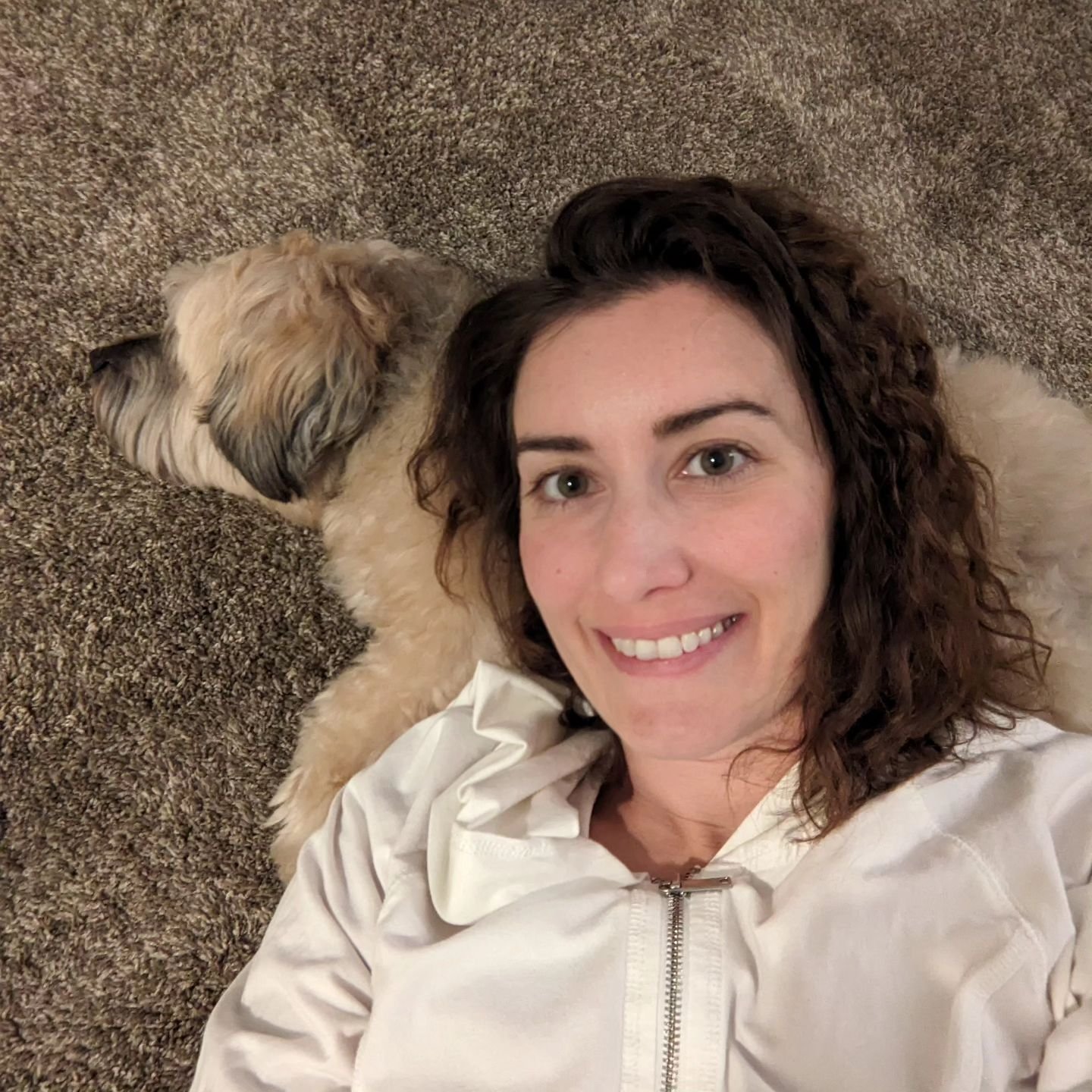 Woman's best friend and pillow!

#whorescuedwho