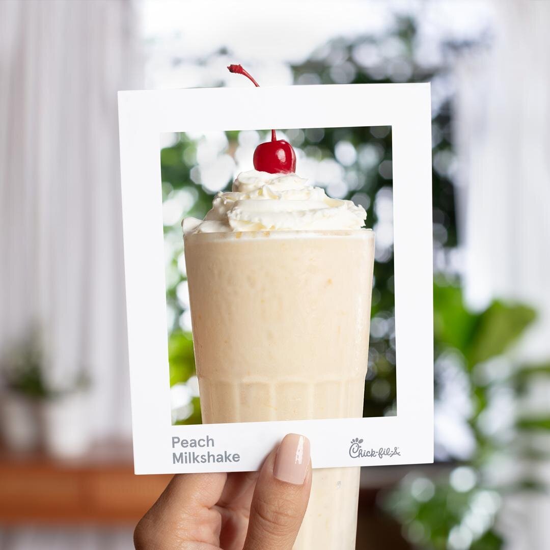 Peach Milkshakes + Dining Room Open = Best Summer Ever 

There is no better way to kick off a summer of freedom than a peach milkshake enjoyed with friends. 

#encinitaslife #backtonormal #summertogether