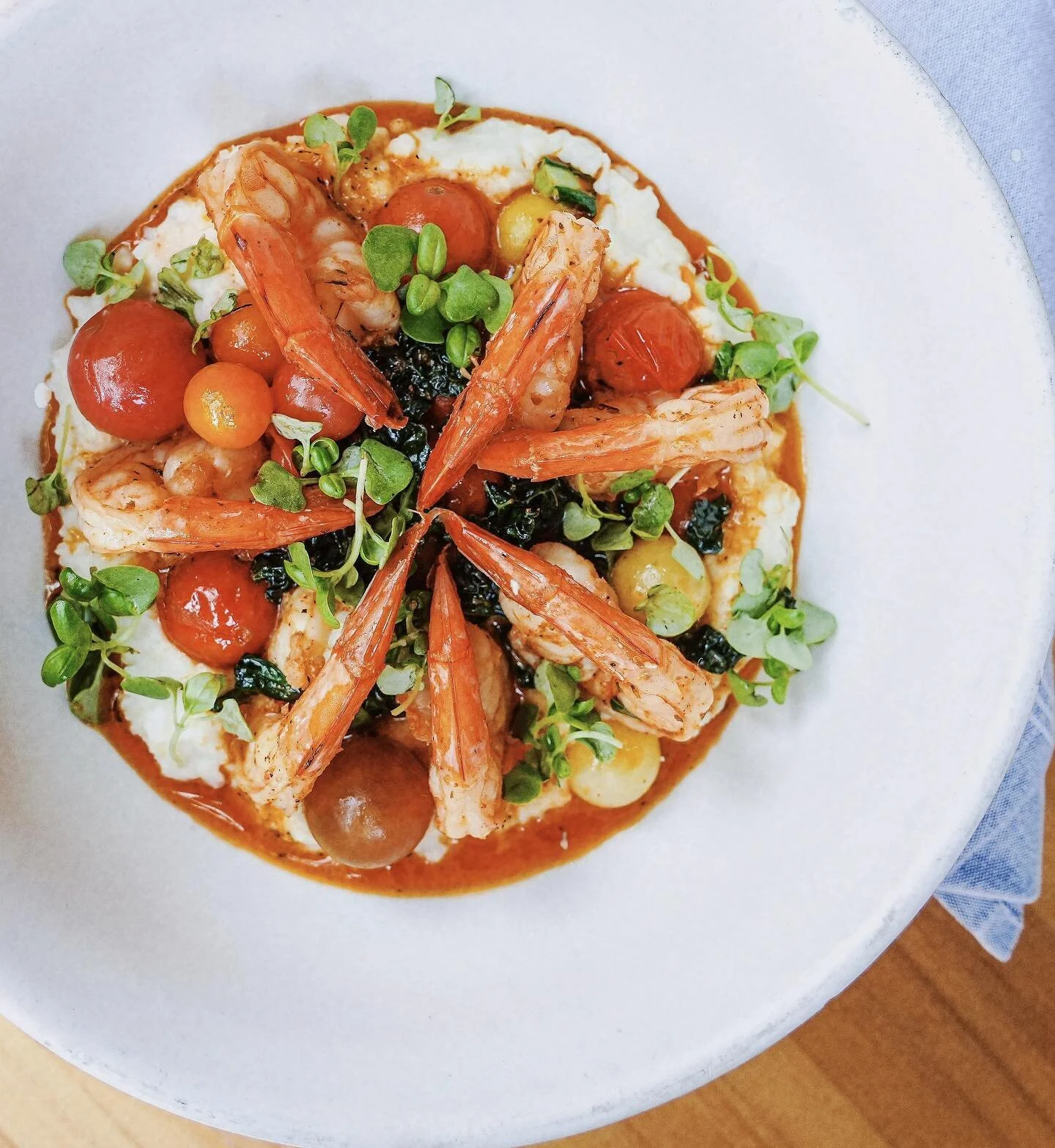 It&rsquo;s a beautiful day for Shrimp &amp; Grits. 😌

Made with blackened shrimp, cheddar grits, blistered cherry tomatoes, lacinato kale, lemon