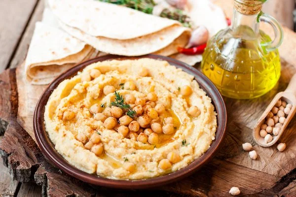 HUMMUS