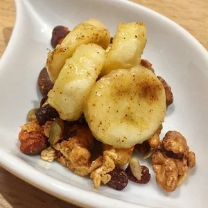 CINNAMON BANANAS