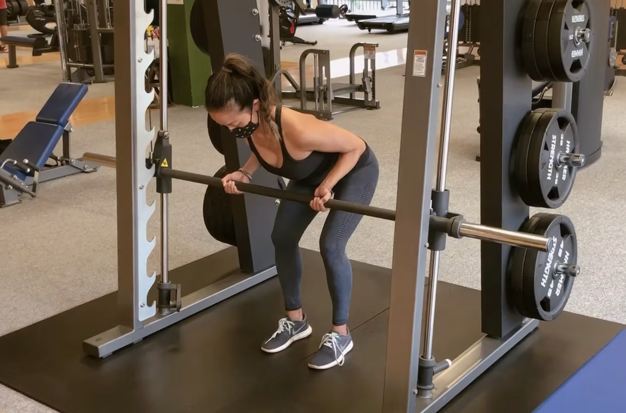 Underhand Grip Smith Machine Bent Over Rows