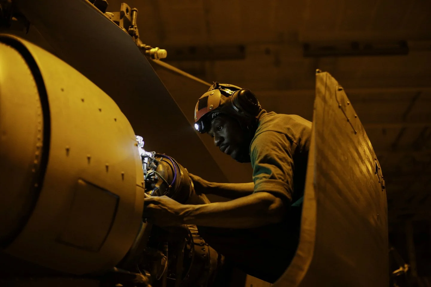 Shows in Real Clear: Congress Must Address Outdated Wages for Federal Contract Service Workers
