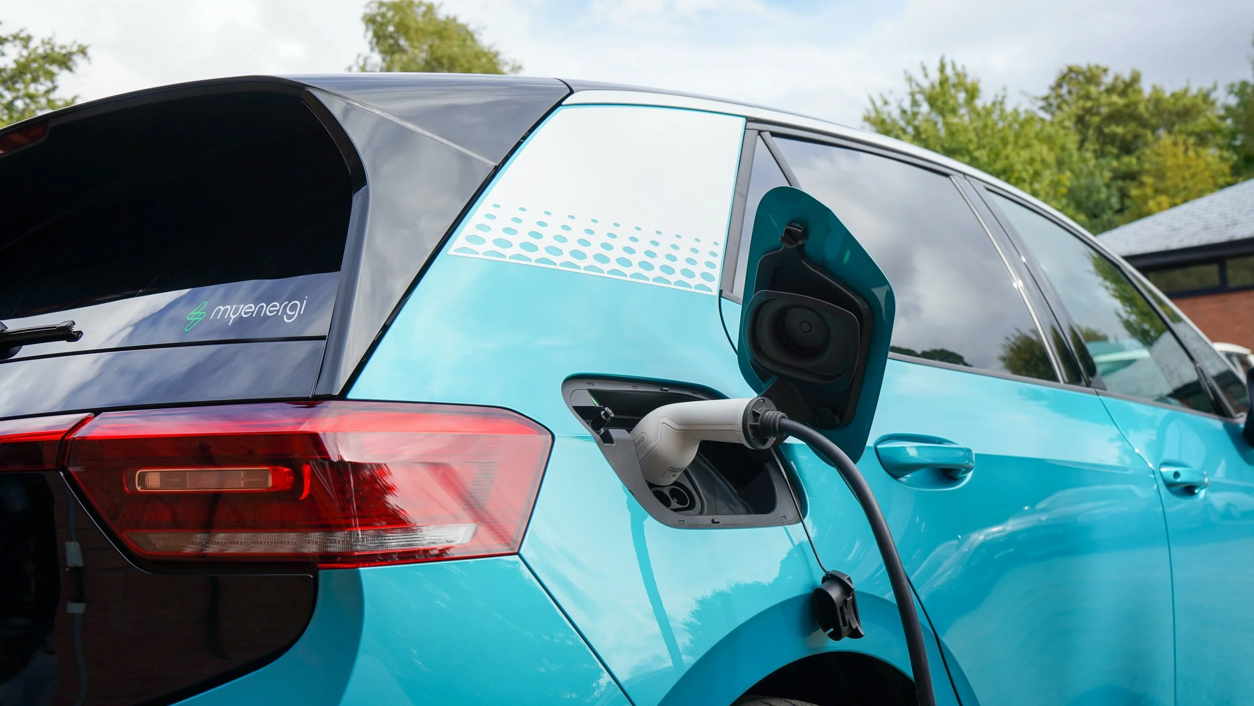 CDA Releases Poll on NM Voters’ Views on EVs