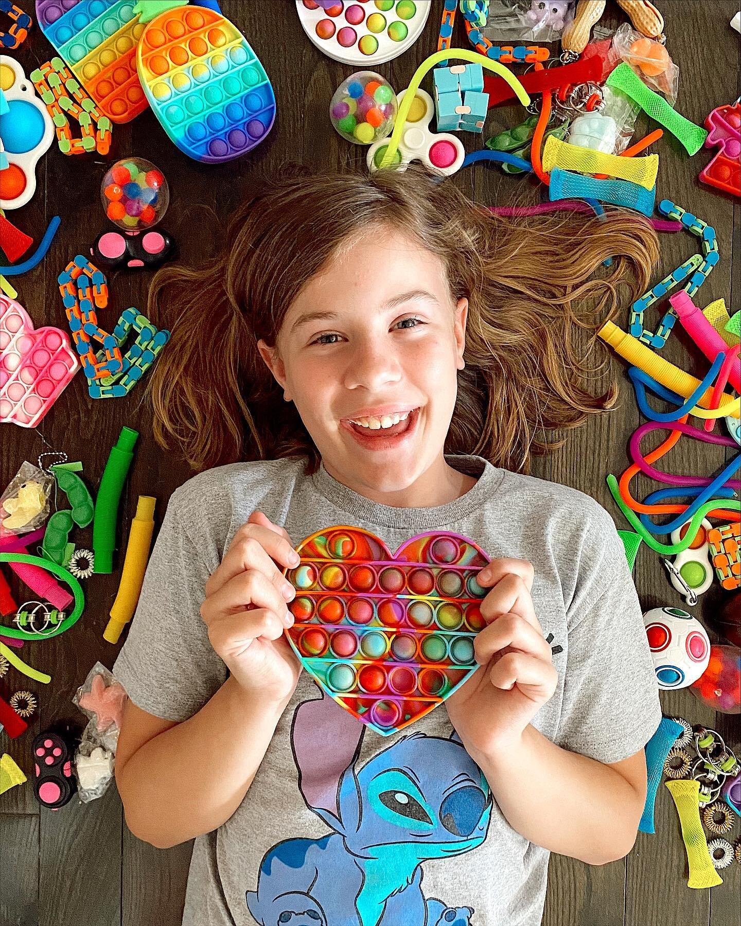 Happy 11th birthday Taylor 🎉

I took this fidget pictures of her and remembered I had a similar photo from when she busted open her pi&ntilde;ata on her 4th birthday 🥰🤯

A wonderful person, so proud to call you my daughter ❤️

#happybirthday #fidg