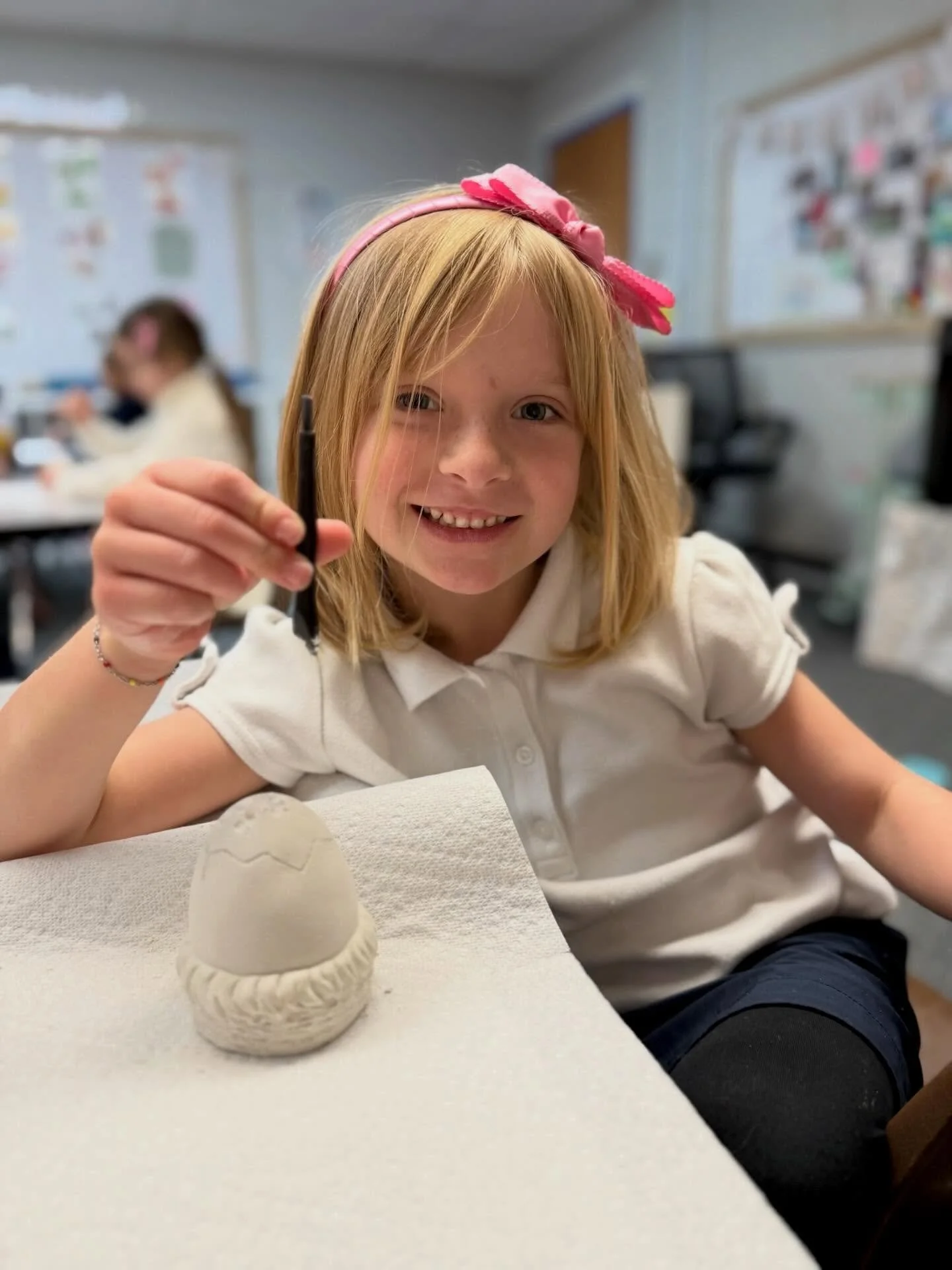 It&rsquo;s a dino dig in Mrs. Jones&rsquo; class! 🦖⛏️ Our K4 students rolled up their sleeves for some hands-on exploration and discovery! 

#concordacademync #educatingwithexcellence