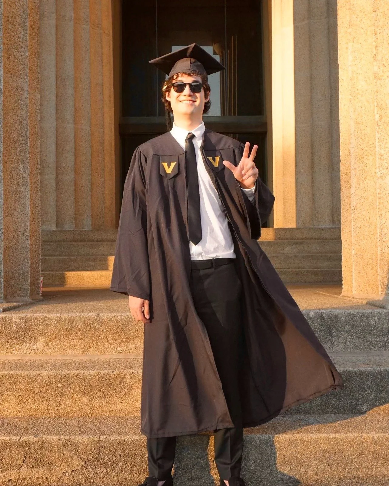 🦅 WHERE ARE THEY NOW? | THOMAS RANGSIKUL

A 2019 graduate of Concord Academy (formerly cfa Academy), Thomas co-founded and operated Aroy Thai, a restaurant in Charlotte, while earning his Associate of Science degree from CPCC. He went on to Vanderbi