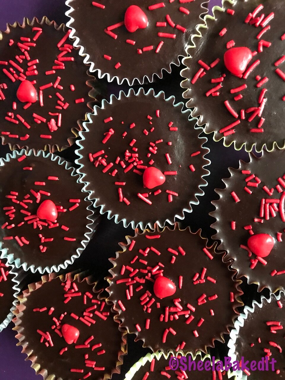 Red Velvet w/chocolate ganache