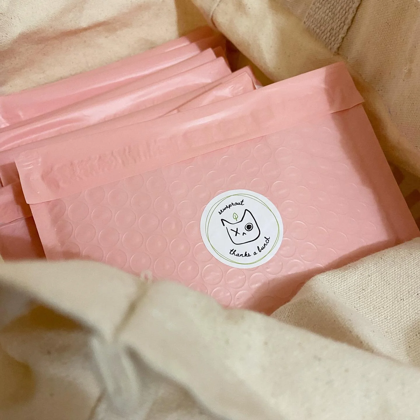 [ 2 MORE DAYS ]
💫 Final batch of orders (if you made a purchase by 11/20) will go out today! And hopefully everyone will receive their packages soon!
💫 Just 2 more days until I close my store again and get back to sewing 🤓
💫 Comment below on what