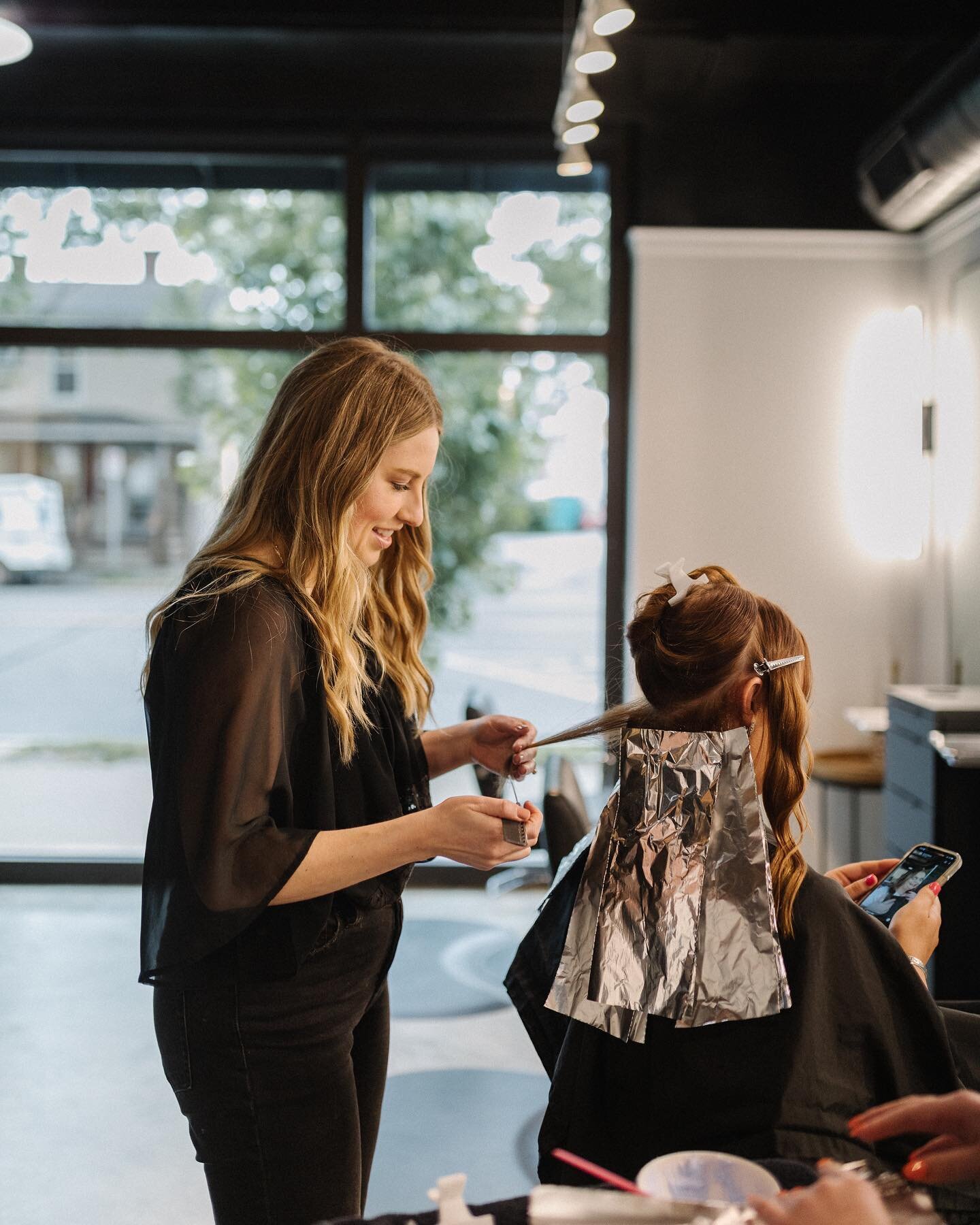 📣We are hiring seasoned stylists to join our team! 

Why Mane Haus? Great question!

✨We pride ourselves on professionalism. Not only do we strive to give our clients the best possible customer experience, but we hold stylist interpersonal relations