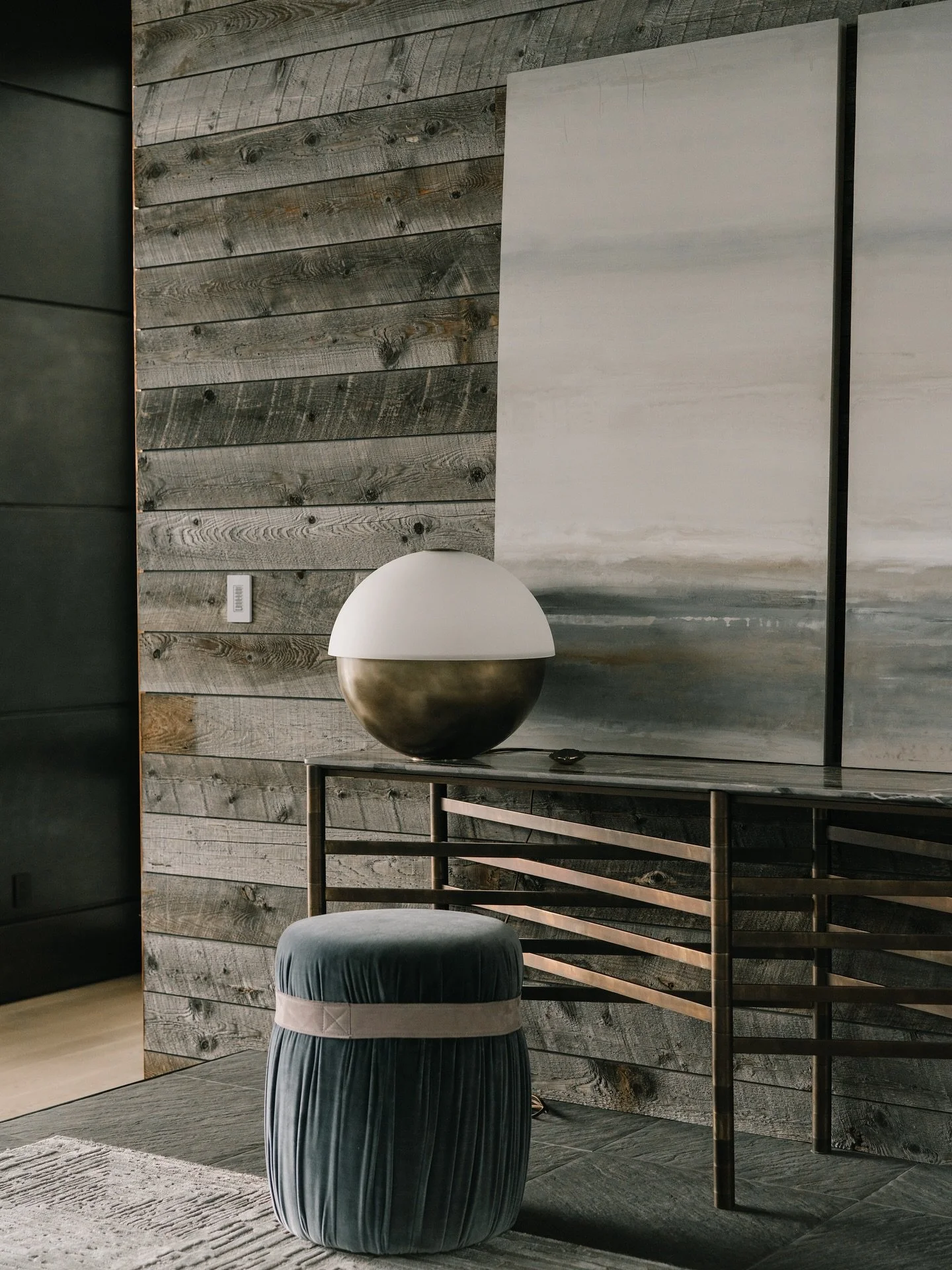 Absolute show stopper. If you&rsquo;ve paid any attention to KS Studio you know my love affair with @apparatusstudio 
And this table lamp does not disappoint! 
Design doesn&rsquo;t have to be ornate to be impactful. Sometimes the simplicity of detail