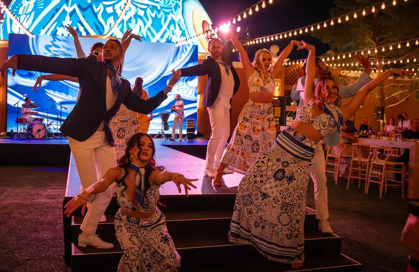 Bringing Mediterranean vibes to Las Vegas 🇮🇹✨
Color, scent, movement, atmosphere, every detail designed to transport you somewhere else. From the palette to the performers, @lasvegasrevelry at the @wynnlasvegas became a full sensory experience.

Th