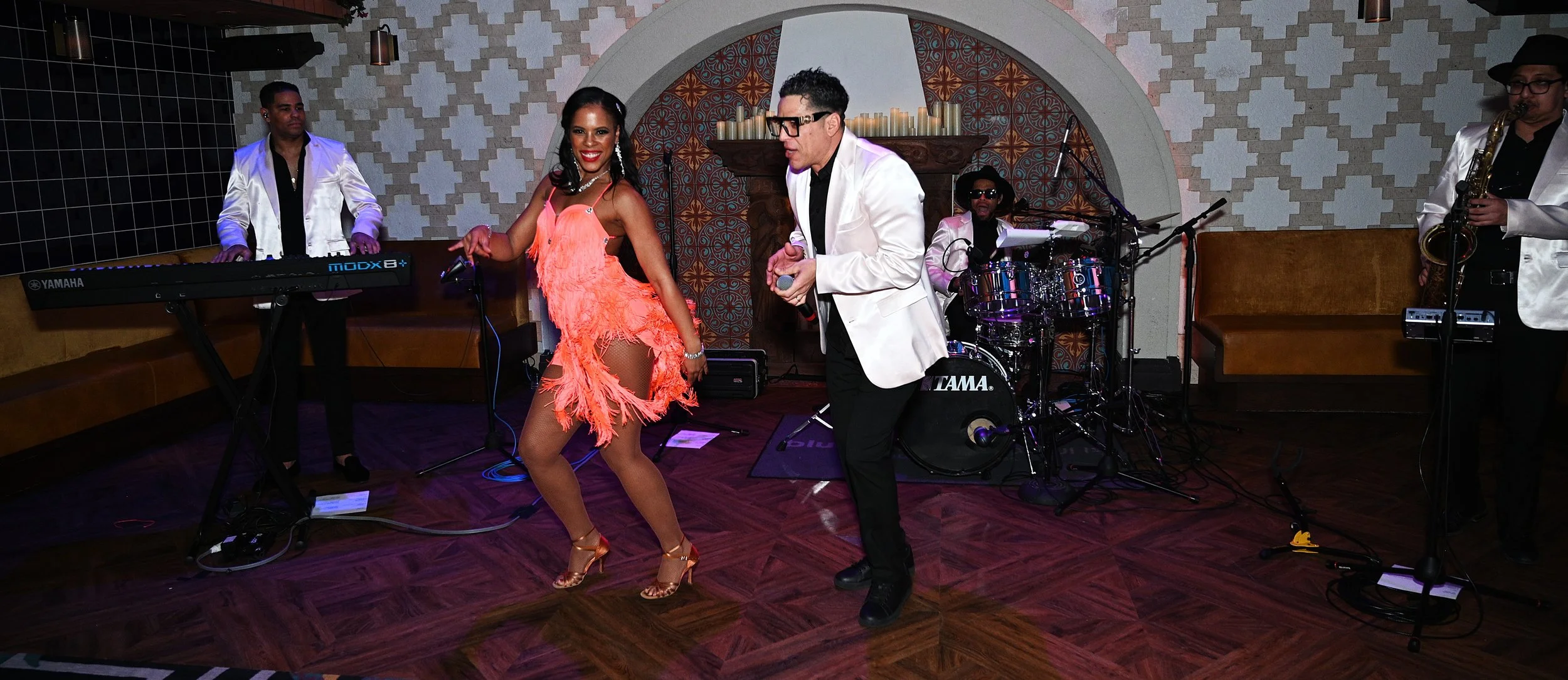 Band:dancer mama.JPG