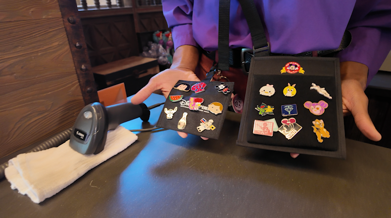 Pirates Gift Shop Cast Member Pin Trading Double Satchel.png