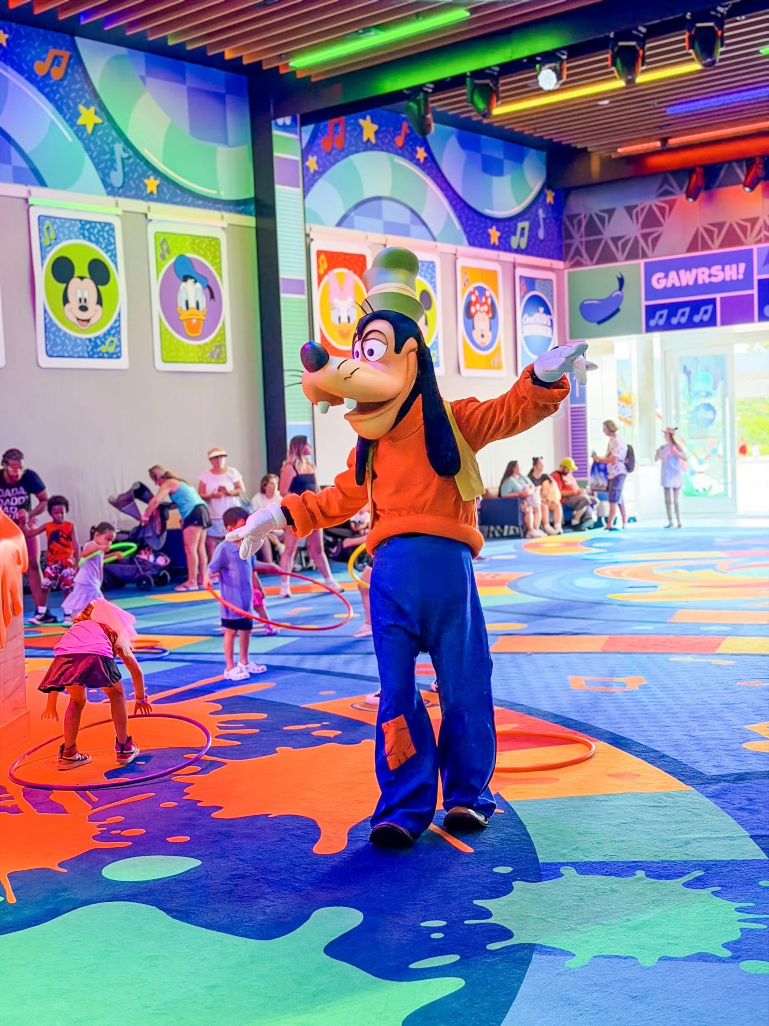 Goofy at GoofyCore Cool Kids' Summer.jpg