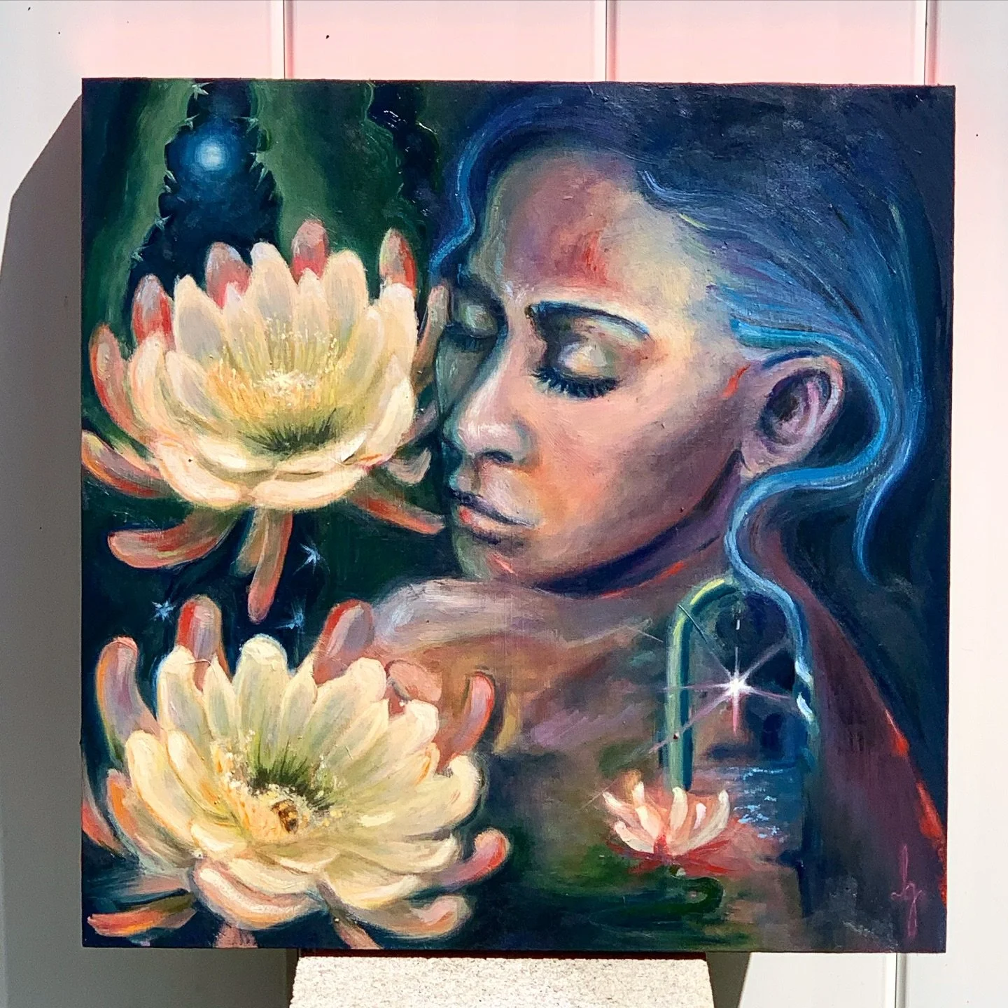 Nocturne de Fleur 🌌

To enjoy is to savor, a moment so sensuous it can not be interrupted. 

Dazzling us for one night only the Queen of the night cactus is the star of her season. Uninterested in the status quo, she blooms on her own terms. Through