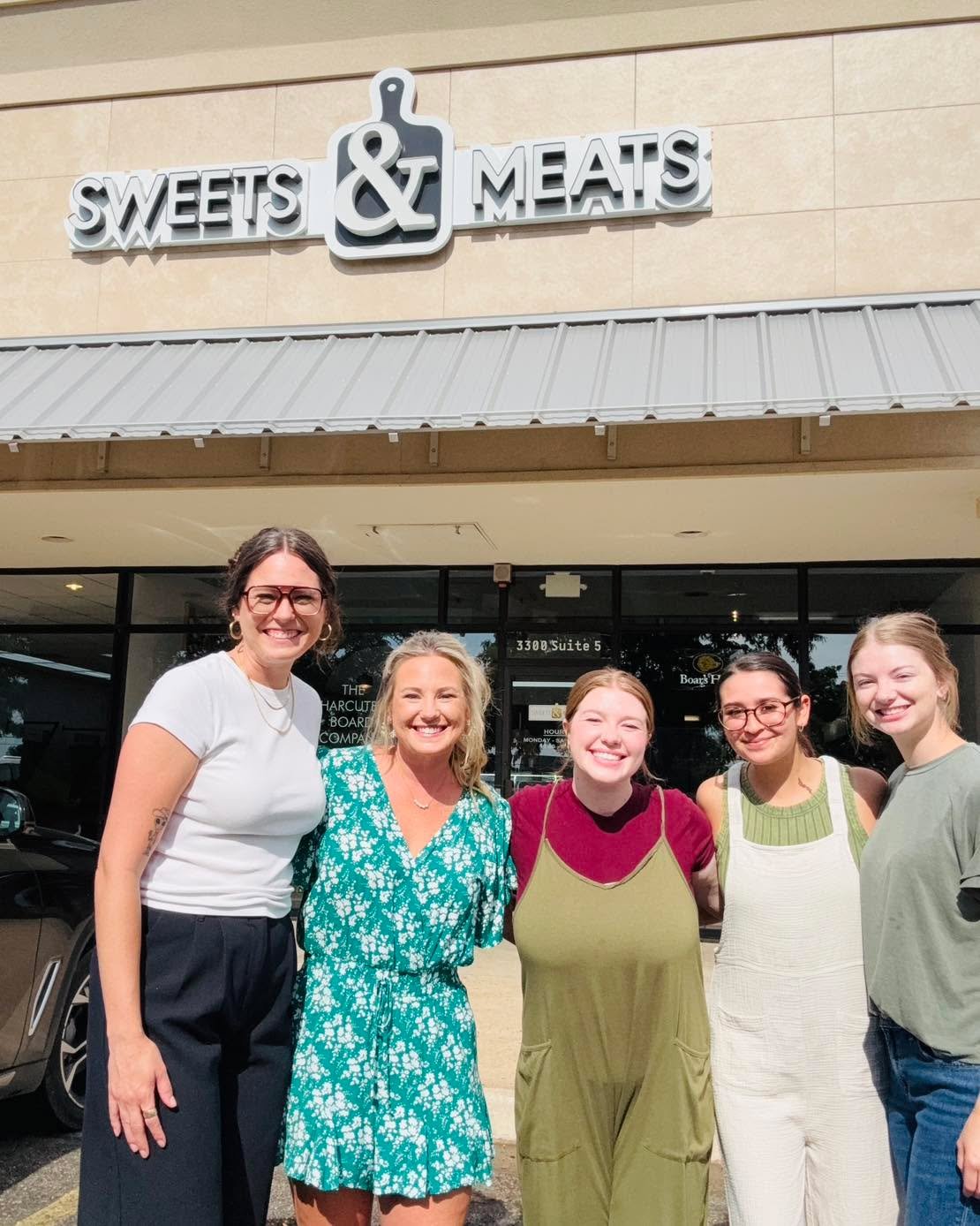 It’s a beautiful day! Come see us for all of your charcuterie, cheeseballs, wine, gifts & more!! 🍇🎉🥂 Need a delivery?! We can do that too!
3300 S Coulter Suite 5
806-331-0105