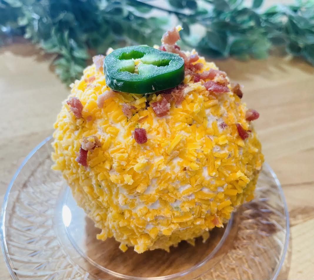 Bacon Jalapeno Cheeseball