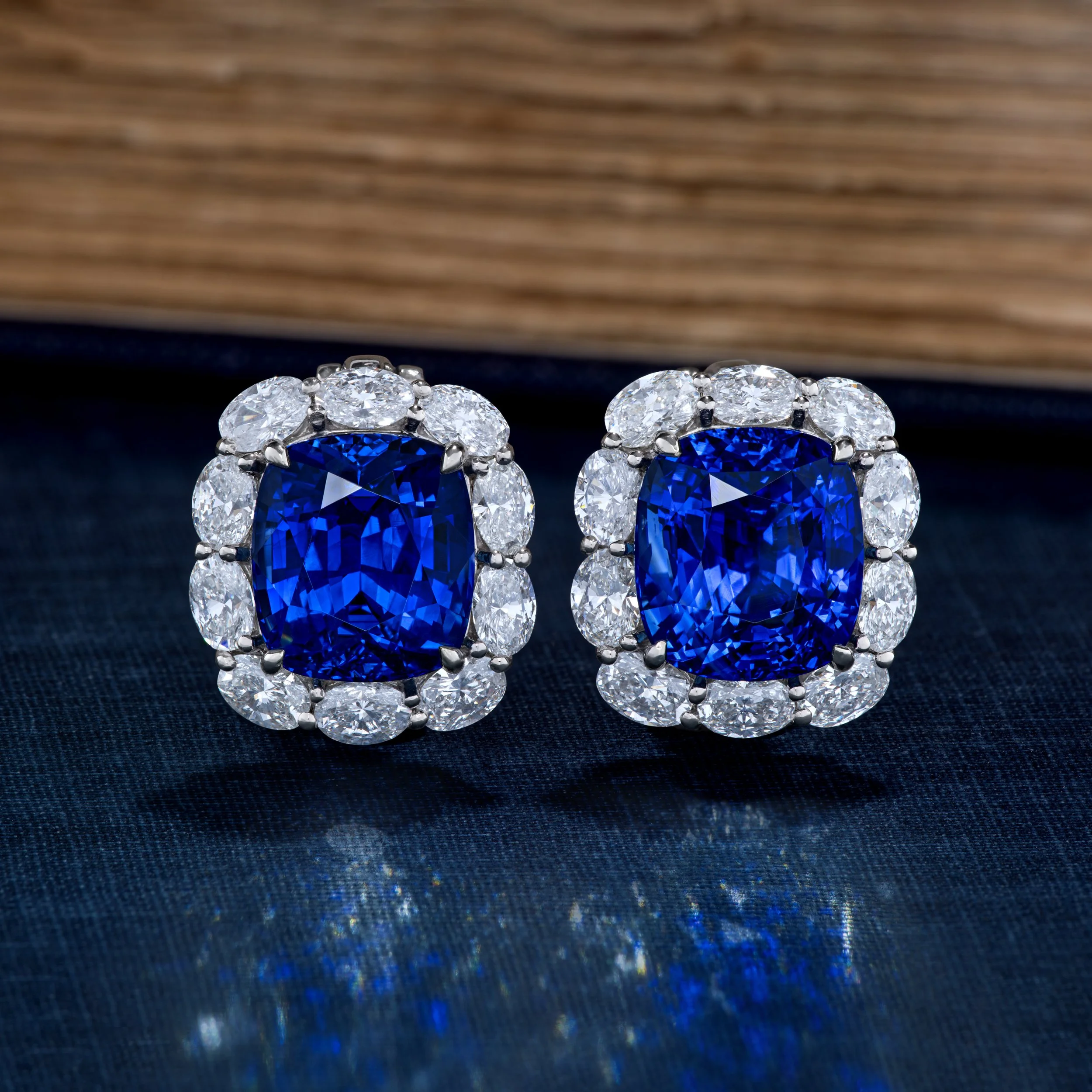 22.88ct_Sapphire and diamond earrings_sq