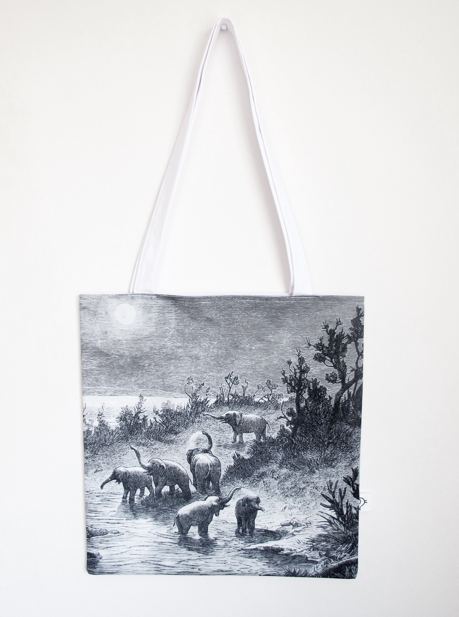 Elephants_ToteBag.jpg
