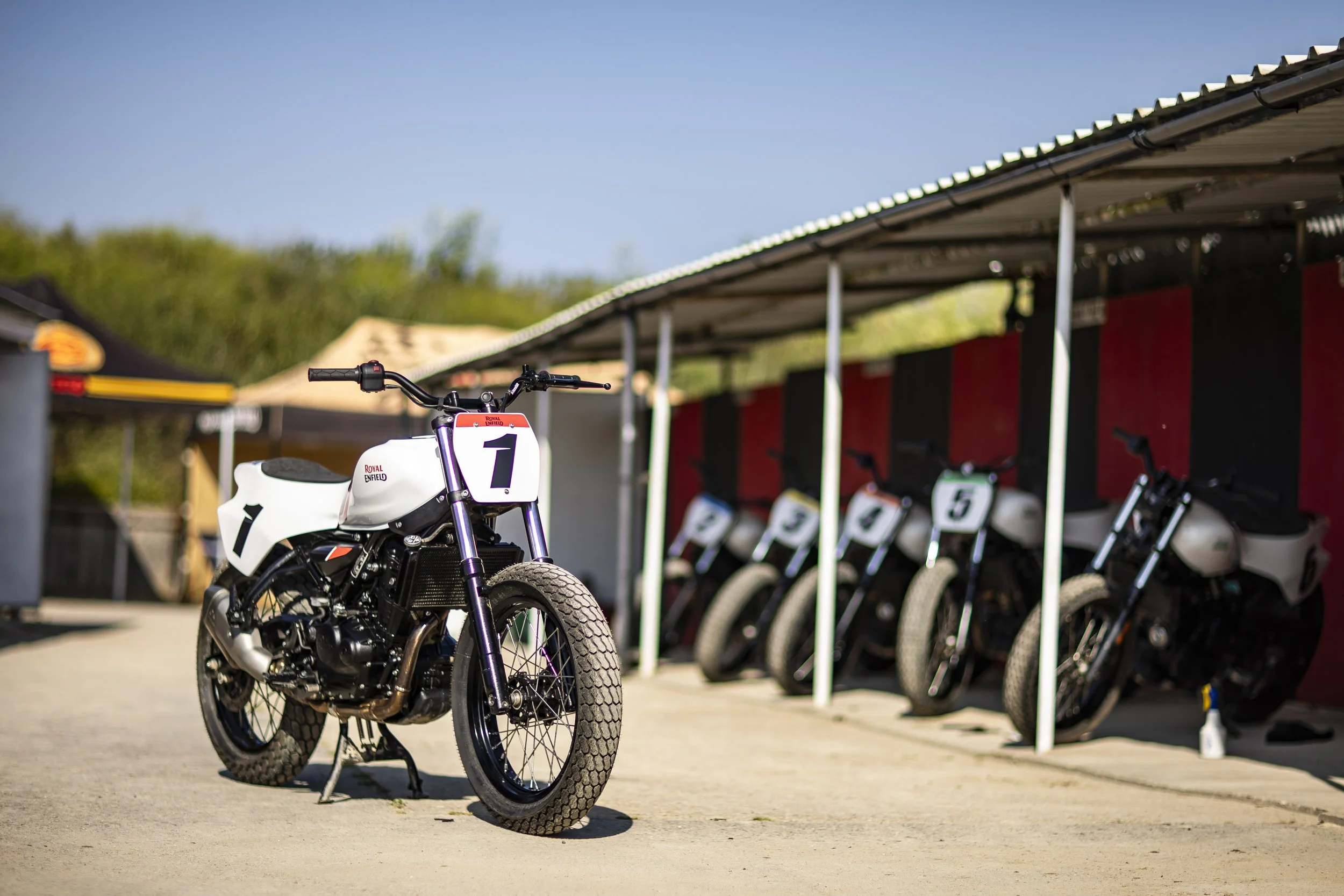 ROYAL ENFIELD SLIDE SCHOOL__R3JM9918PY.jpg