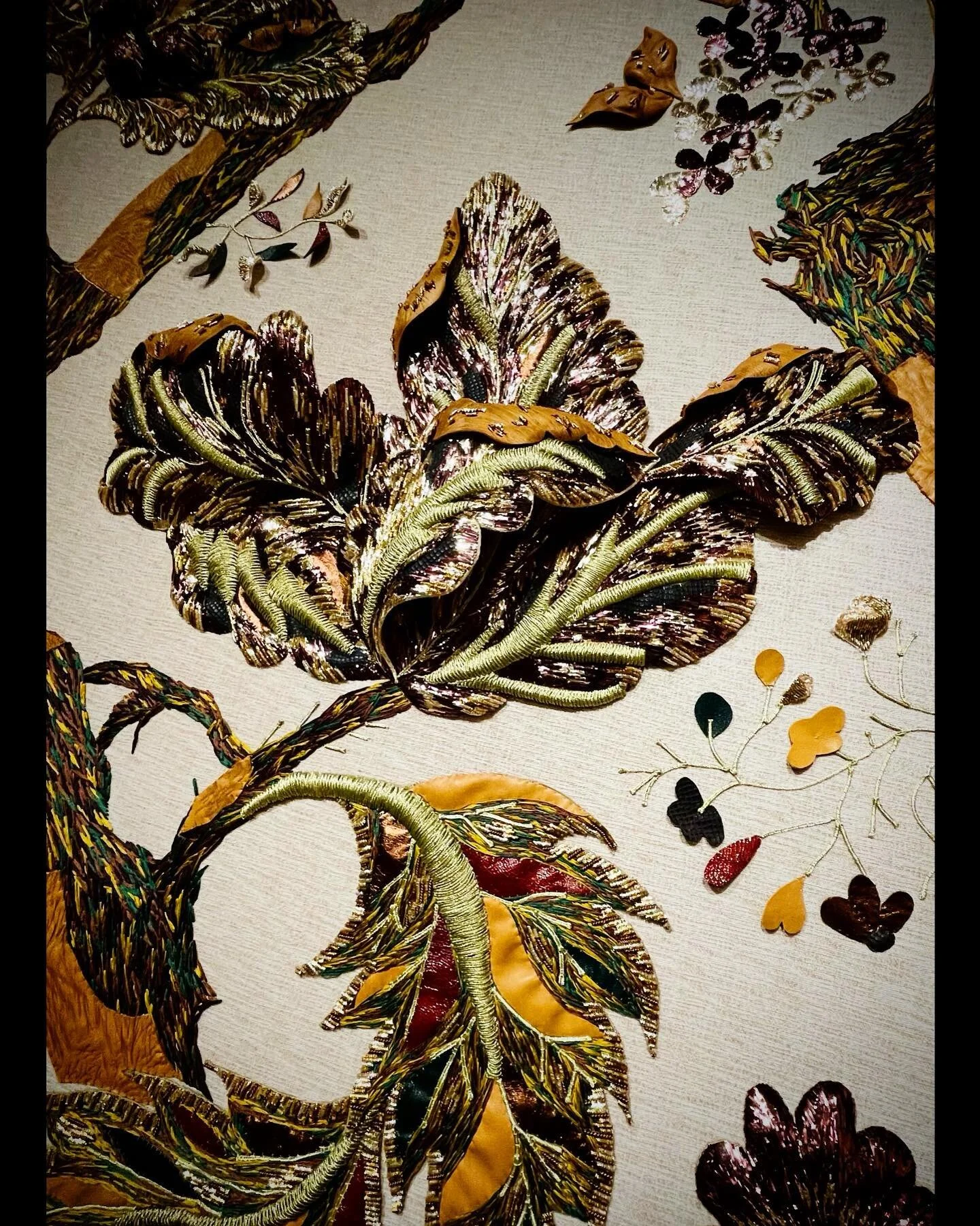 Paris Design Week - AD Mati&egrave;res d' Art . 
Fairy artist Marie Berthouloux, the luxury ... 
Beautiful Meeting to dream of Projects of elsewhere...
