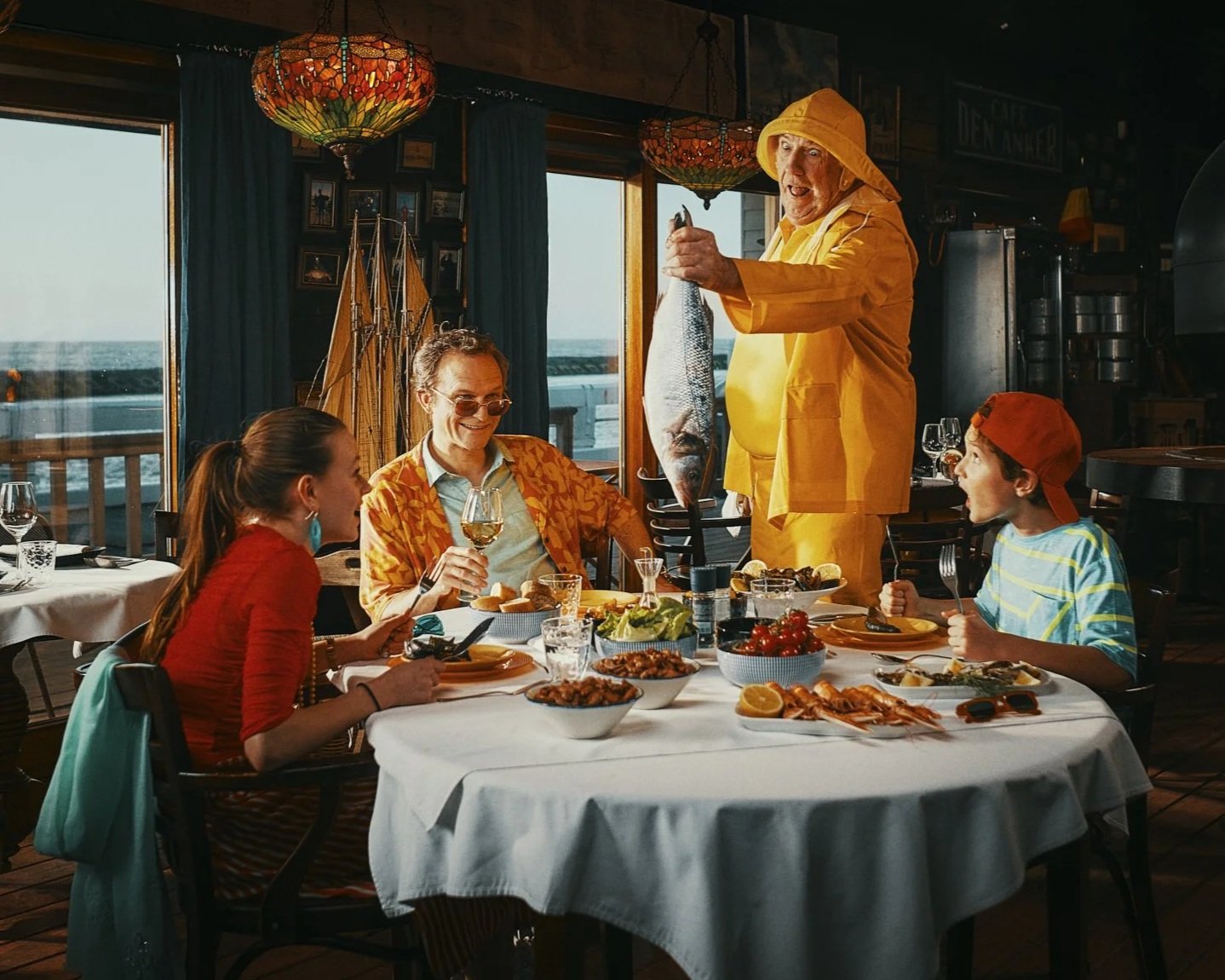 CLEMENTINE_WESTTOER_WINTER_restaurant.jpg