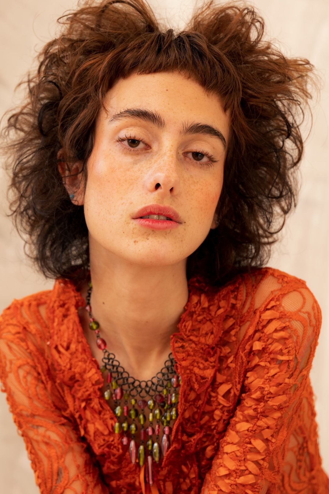 LADIES-IN-A-ROOM_SICKYMAG0009.jpg
