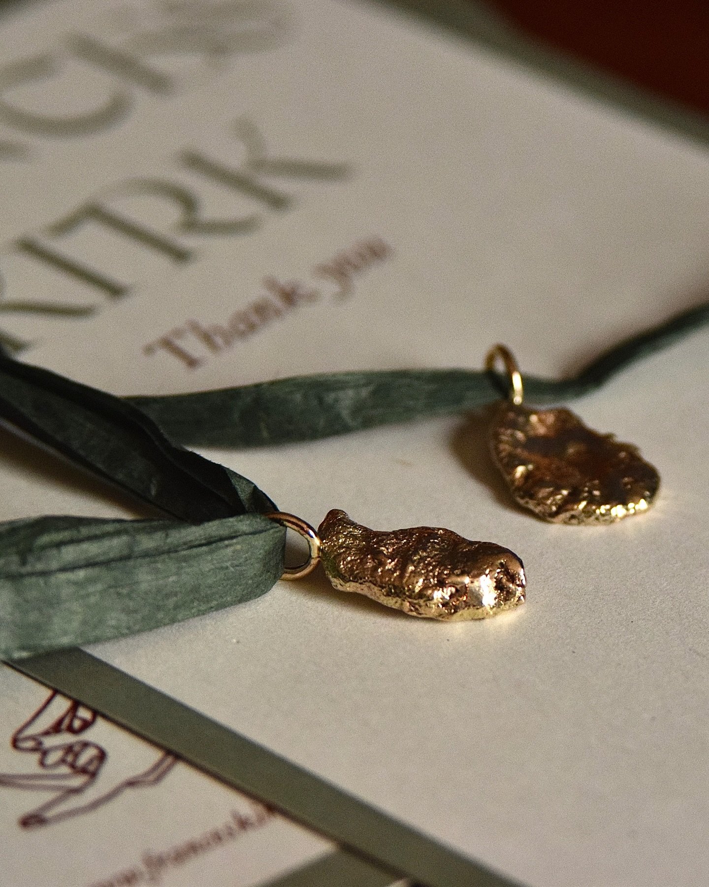 Sorry to anyone who this is going to stress out but FESTIVITY IS INCOMING at Frances Kirk so brace yourselves ✨🎄

Announcing my Christmas market dates and lots of news over the next couple of weeks so stay tuned for more details 🌟 

In the meantime