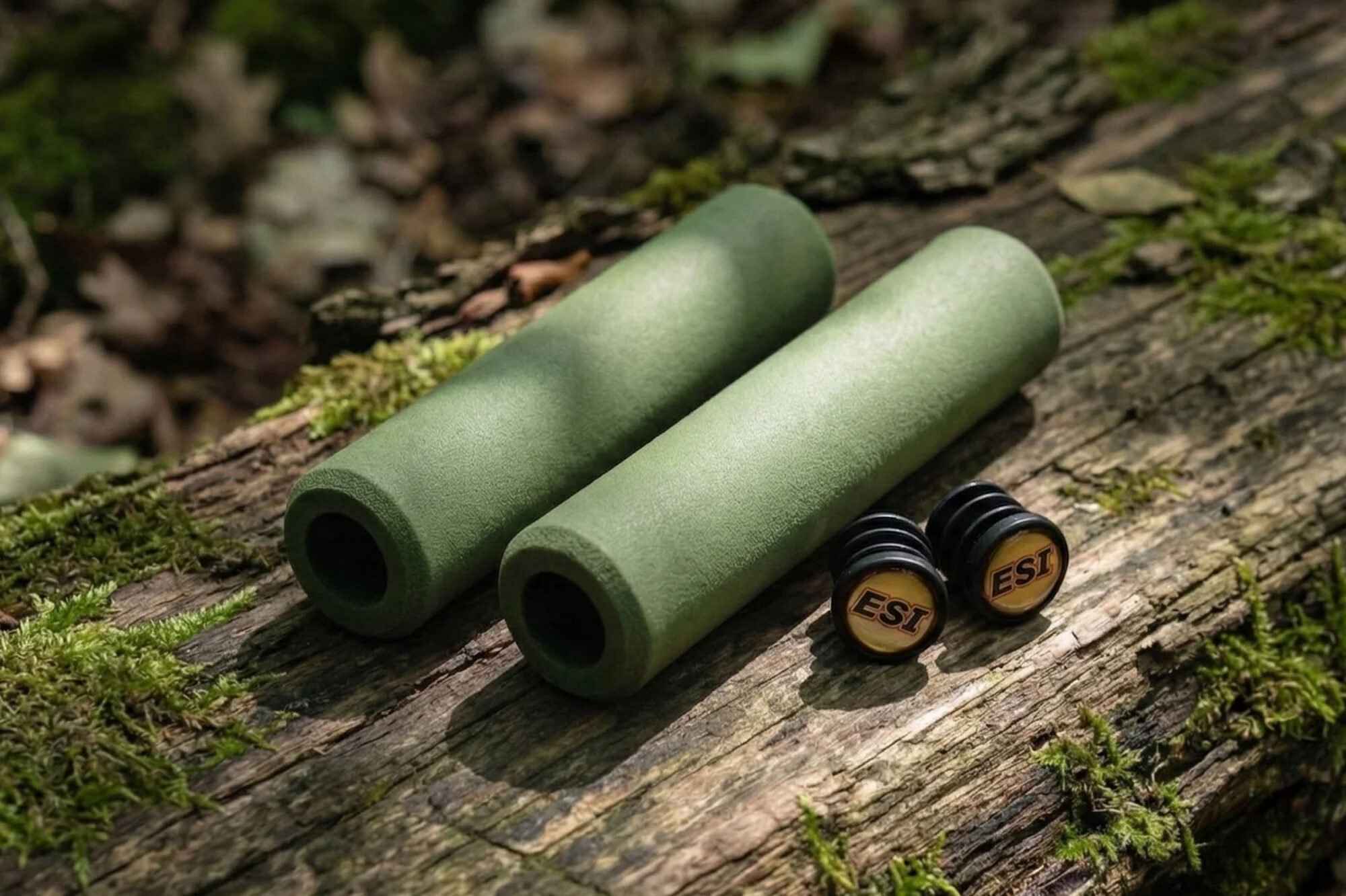 esi-forest-green-grips_1-2000x1333.jpg