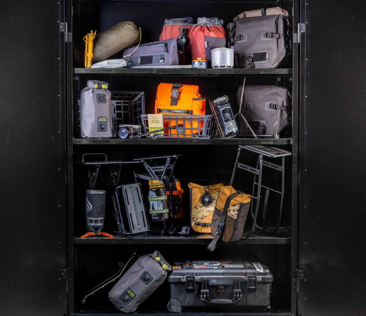 Bikepacking Roots Gear Library Hub_Old Man Mountain_03 Large.jpeg