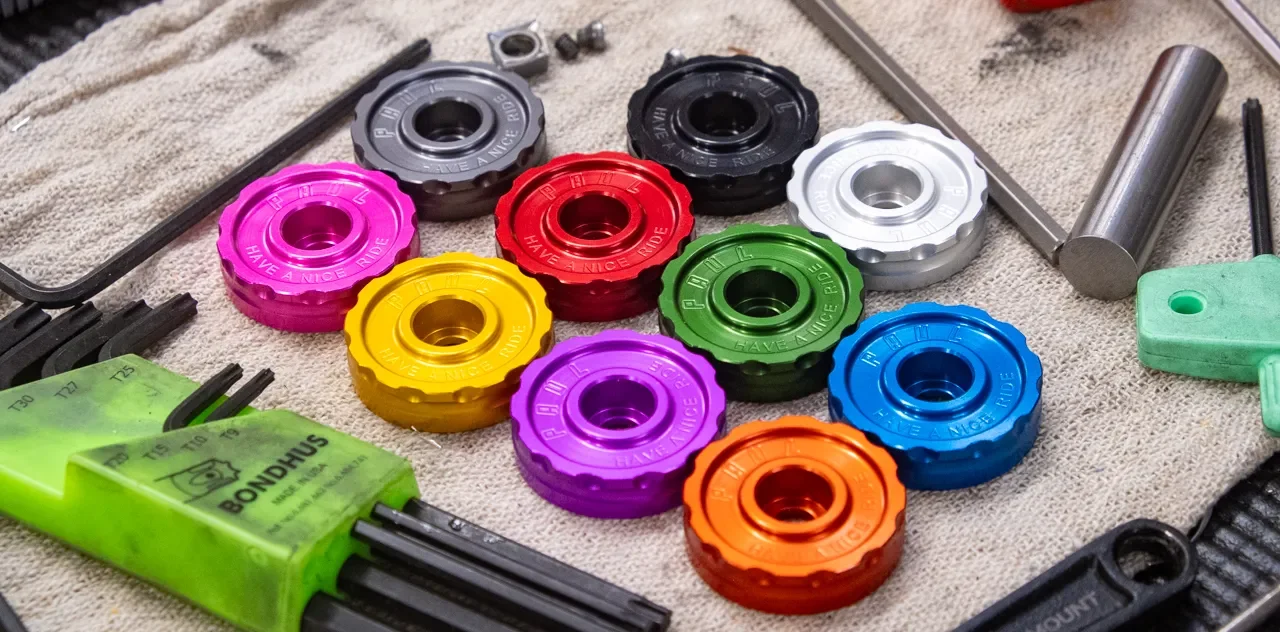 Omnium Mini V3.1, Cinelli x Chas, and “The Rook” 5mm Topcap