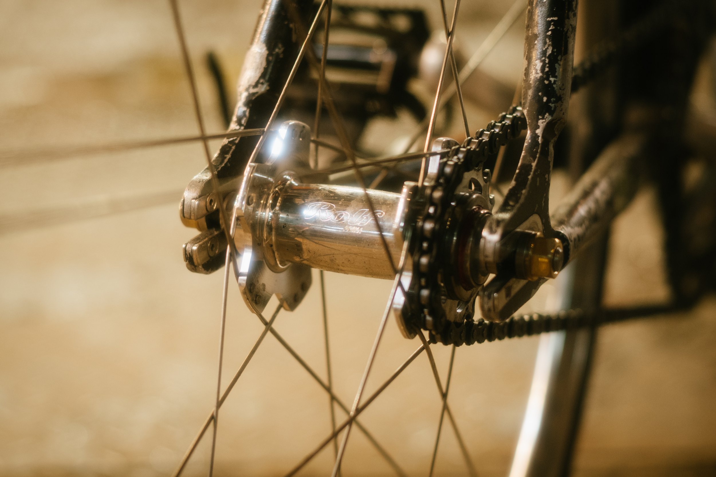 Rolf Prima Vigor FX Review: A Fixed Gear Torture Test Across Asia
