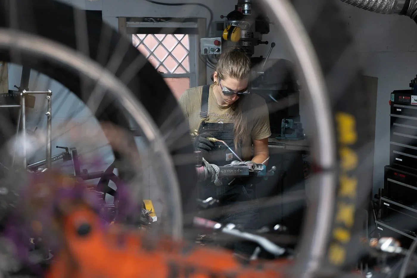 Bespoked x SRAM Inclusivity Scholarship, Affordable Carbon Road, and THE BRUT CAP