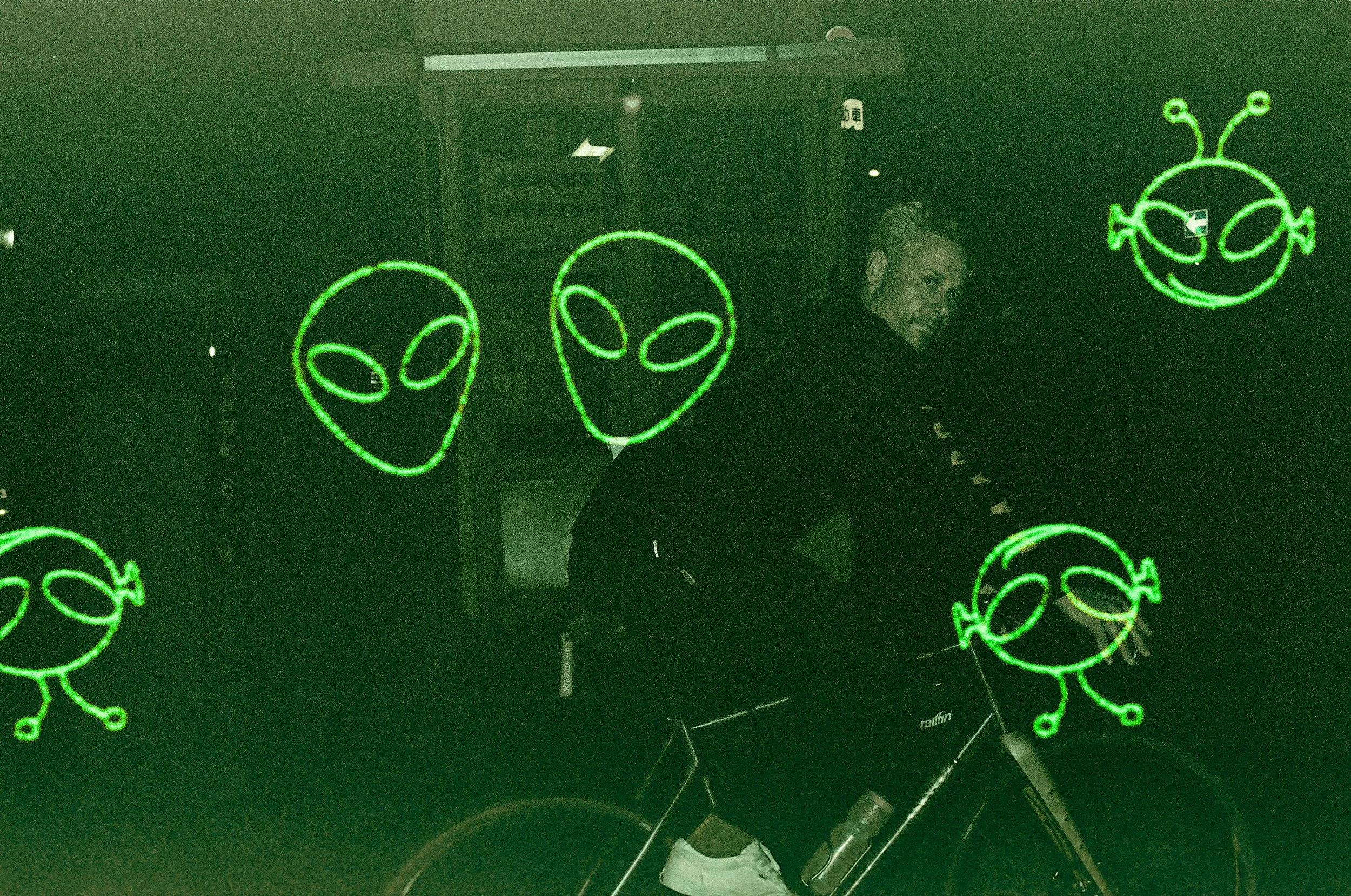 Film Review KONO ALIEN Slow Spin Society Film Photography