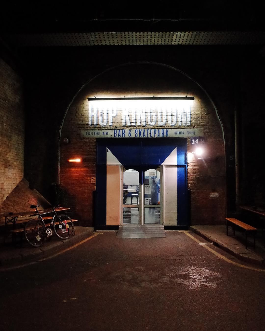 Master Bike Webstore Reopens, Hop Kingdom Closes Doors, and Quad Lock’s $4,000 Comp