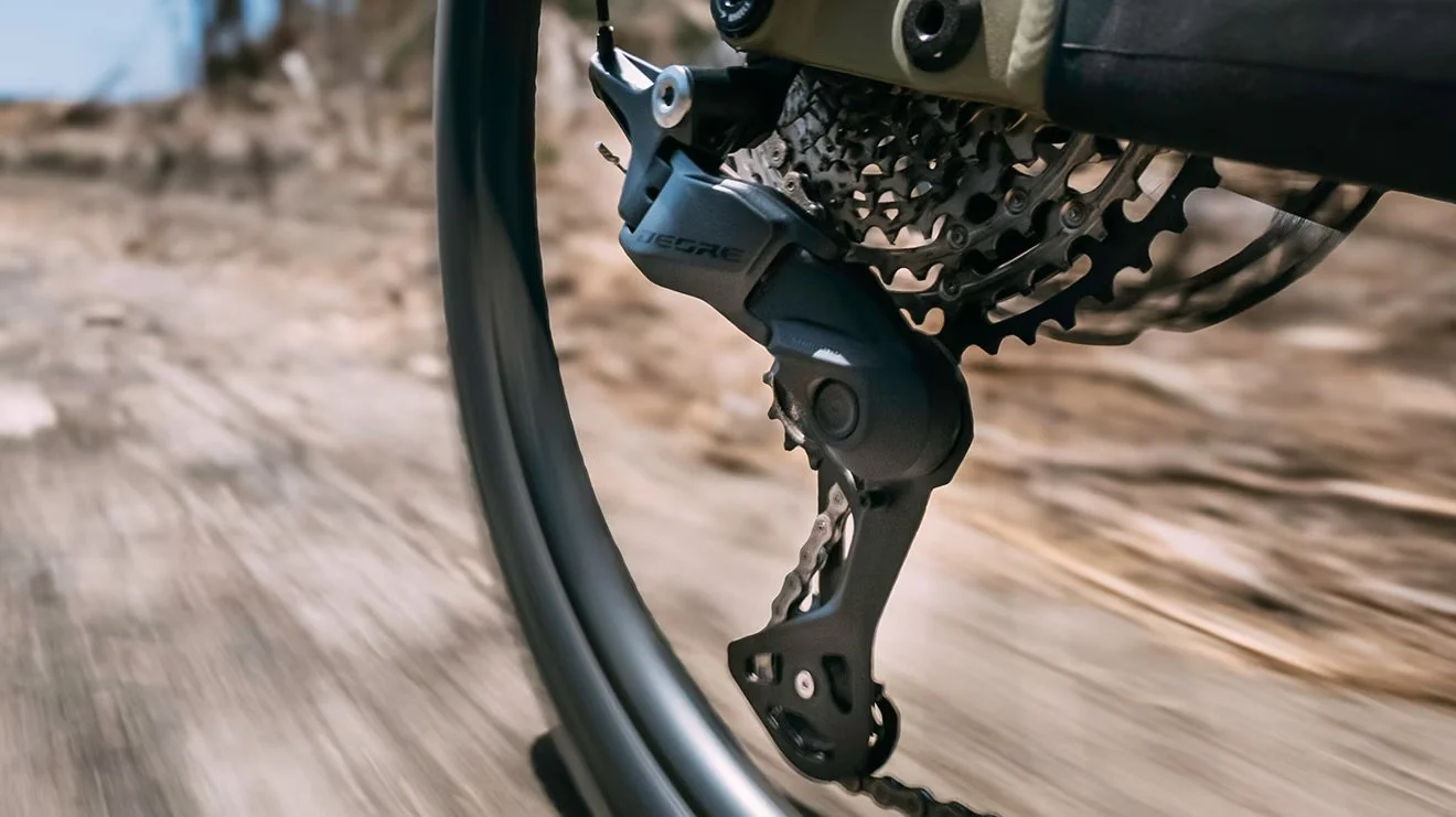 2CardSection_DEORE-Mechanical-MTB5_PC_v1.jpeg