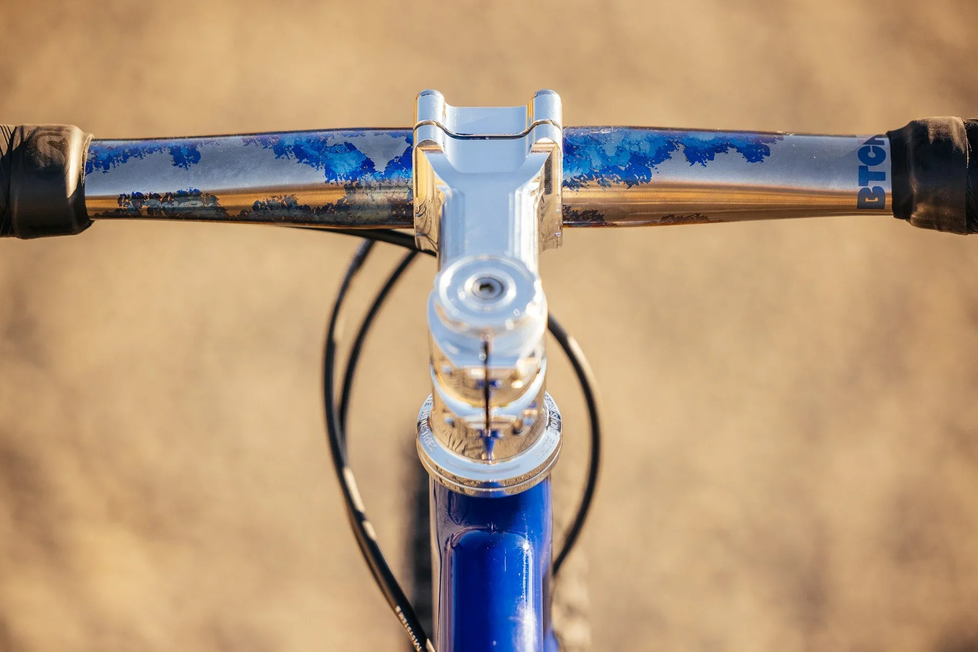 The-Cascade-Cougar-Black-Cat-Bicycles-27.webp