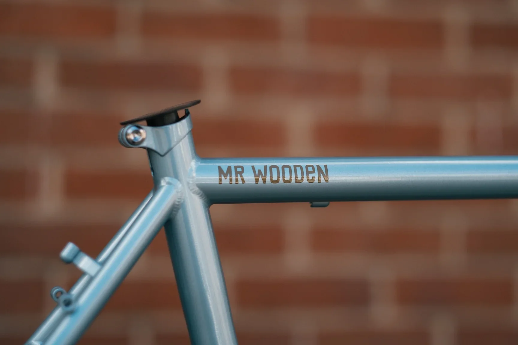 BrotherxWoodsMrWooden-springsky-04.webp