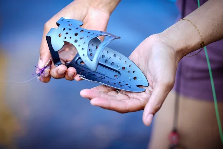 PDW_GONE-FISHING_330.webp