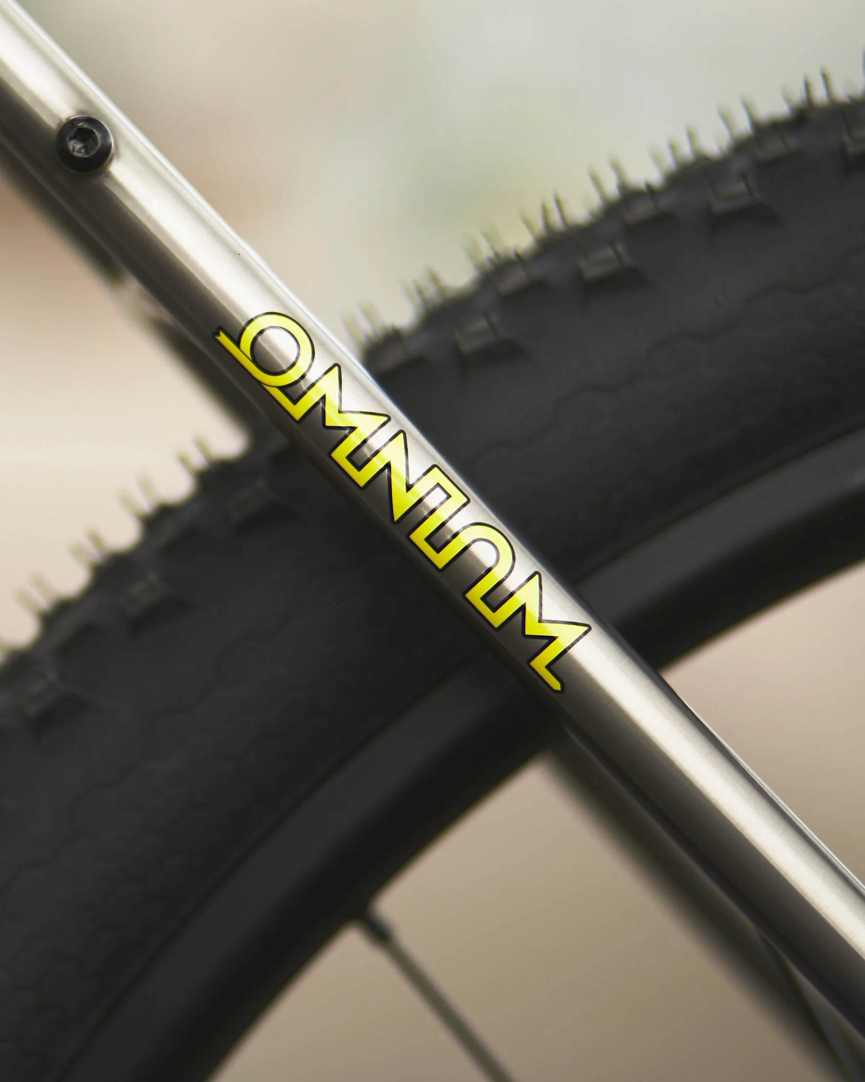 OMNIUM x Carhartt, Moots’ Titanium Routt, and State Bicycle Co.’s Fall Drop