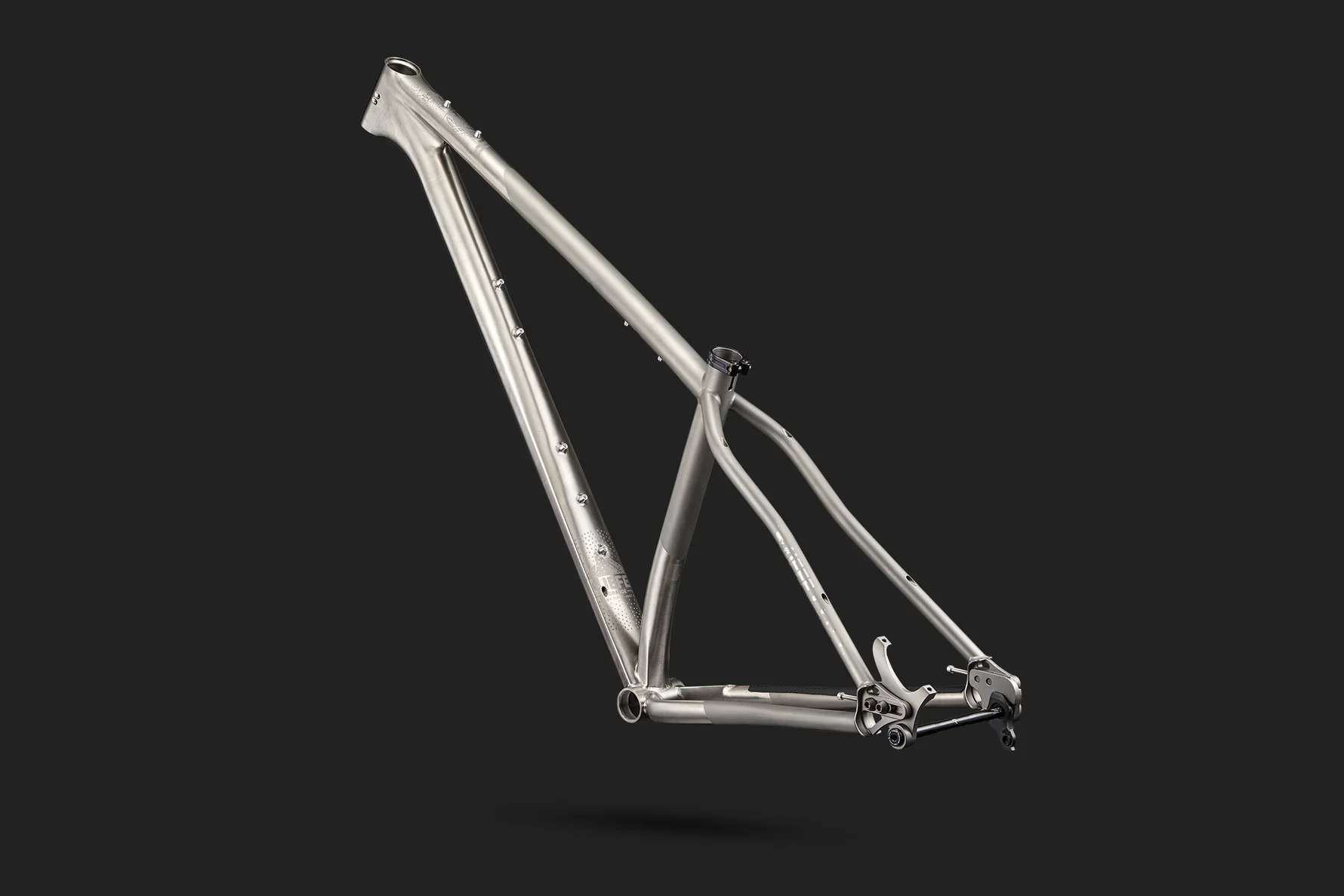 El_Jefe_Grande_Feature_9_-_Frameset.webp